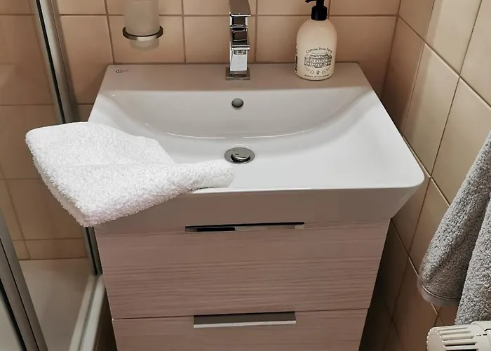 Aanthuus بريلون